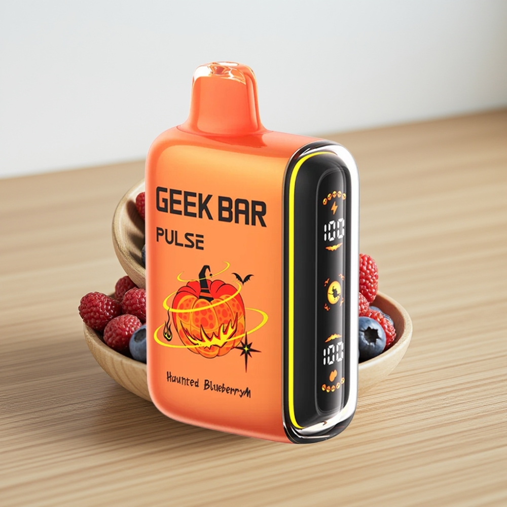 Geek Bar Pulse 15000 Pufova 16ML 5% Nikotina USB Type-C Издање за Ноћ вештица